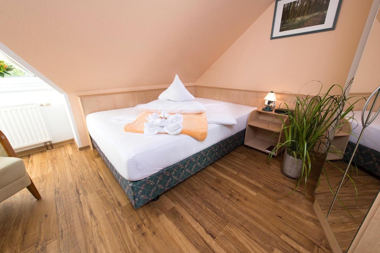 Hotel Ostseewoge กราล-มือริทซ์ ภายนอก รูปภาพ