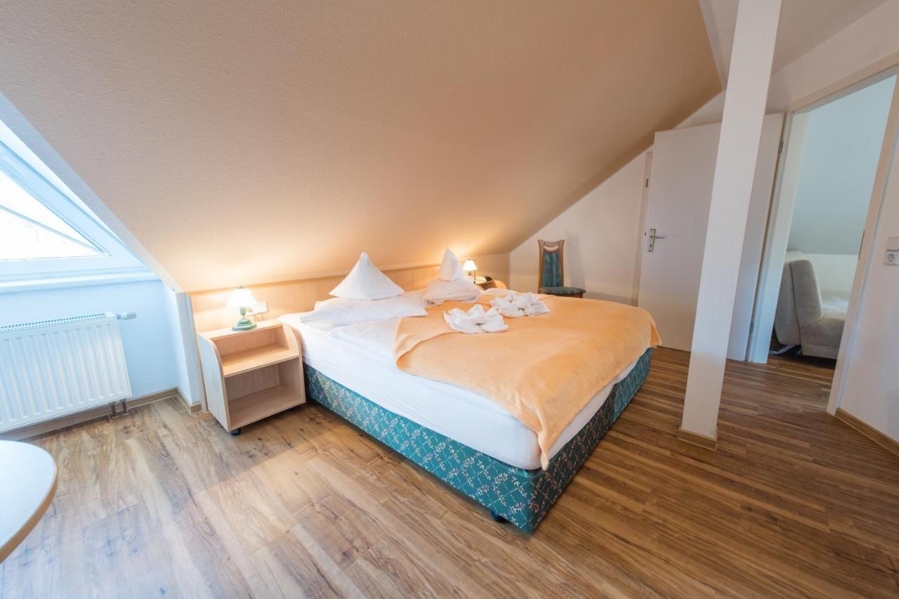 Hotel Ostseewoge กราล-มือริทซ์ ภายนอก รูปภาพ