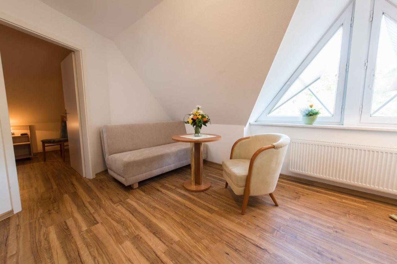 Hotel Ostseewoge กราล-มือริทซ์ ภายนอก รูปภาพ