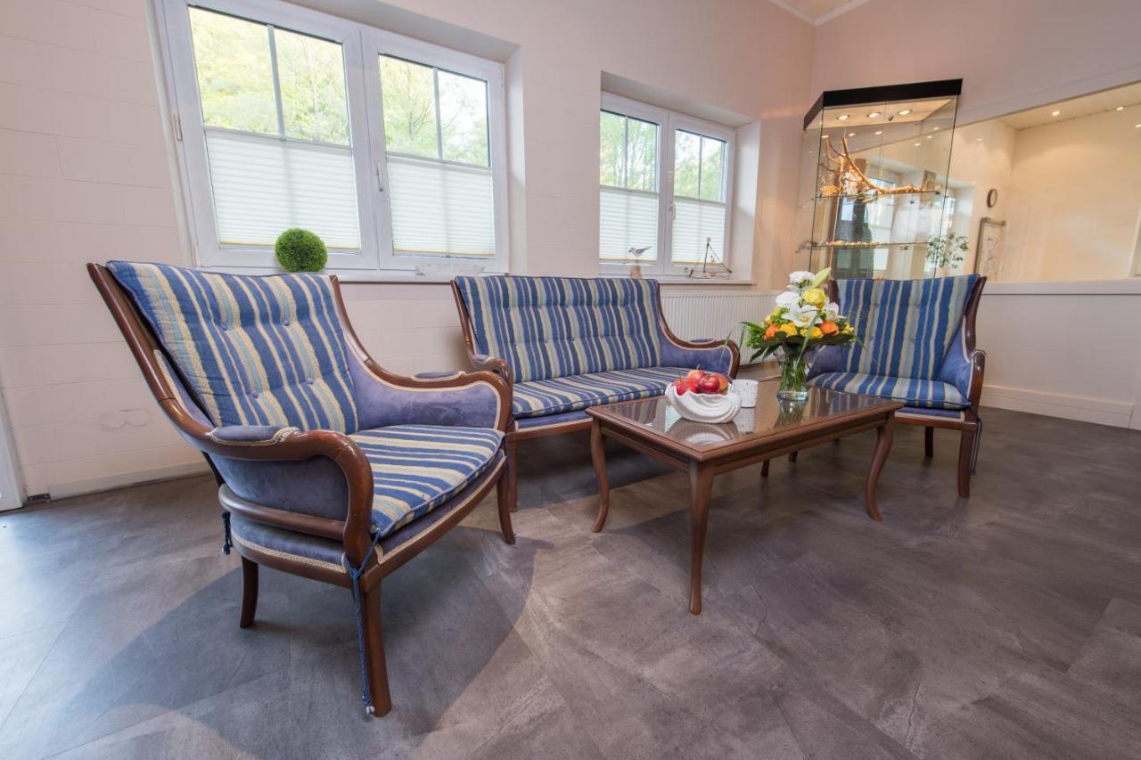 Hotel Ostseewoge กราล-มือริทซ์ ภายนอก รูปภาพ